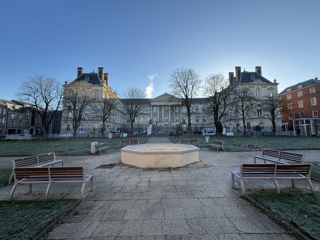 Amiens (80)